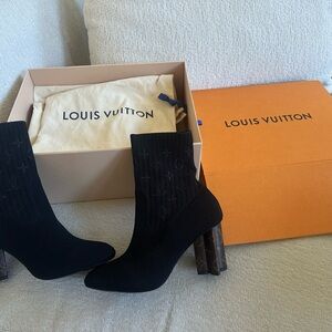 Louis Vuitton Black Heeled Boots